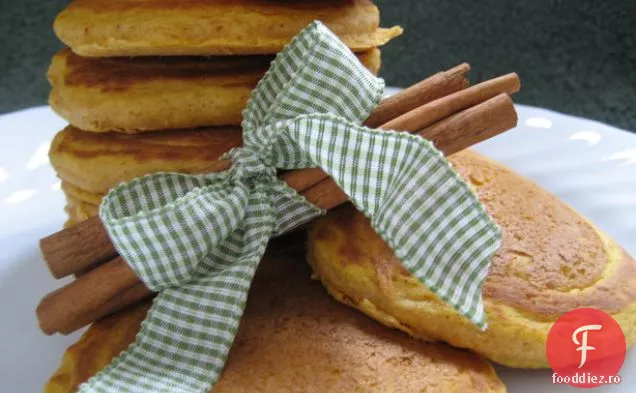 Turtă dulce îndrăzneață și picantă cu o lovitură