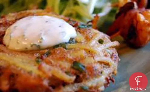 Prăjituri de Crab și tăiței cu maioneză de coriandru-Lime