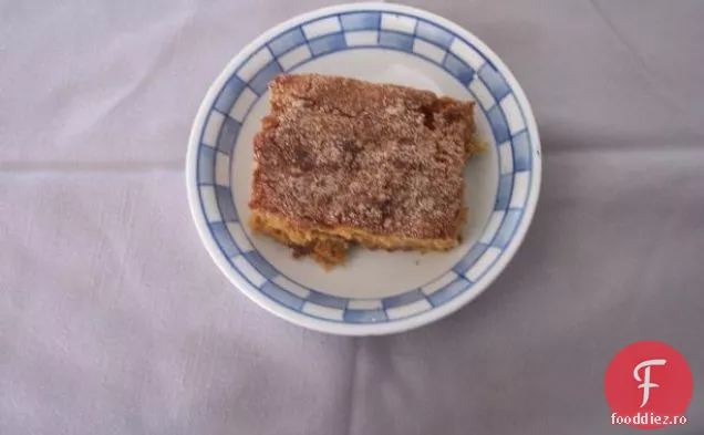 Mix de tort cu pâlnie (cadouri într-un borcan)