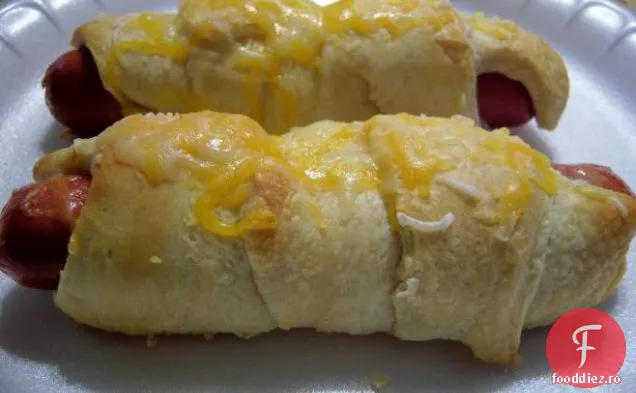 Crescent Înfășurat Hot Dog