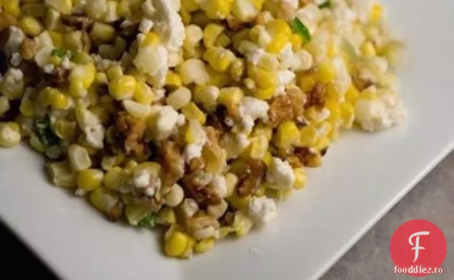 Salată De Porumb Cu Nuci Și Feta