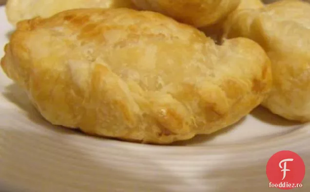Empanadas cu șuncă și brânză