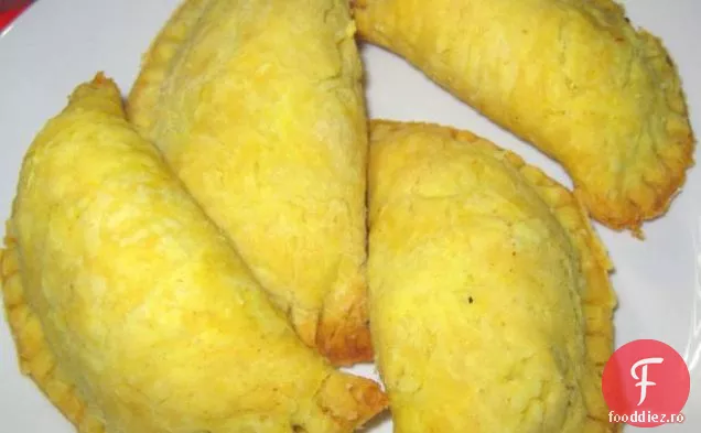 Chiftele de vită jamaicane (Aka plăcinte cu carne sau produse de patiserie)