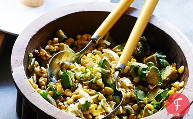 Salată Poblano de porumb la grătar cu vinetă Chipotle