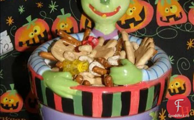 Crunchy Trail Mix