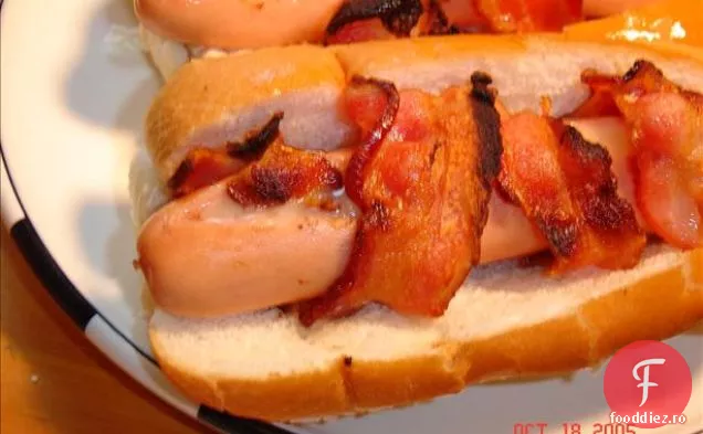 Hot dog și varză murată
