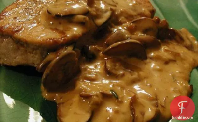 Pig' n ' Shrooms (medalioane de porc cu sos de ciuperci)