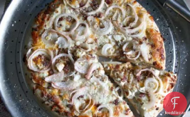 Pizza cu pui la grătar
