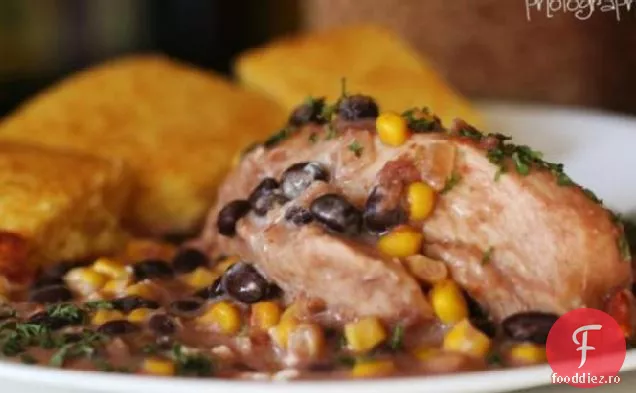 Crock Pot pui W / fasole neagră și cremă de brânză...yum!