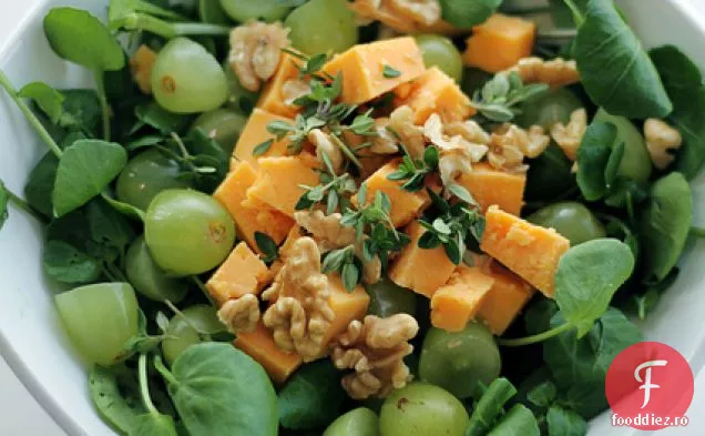 Struguri, Brânză Roșie Leicester Și Năsturel