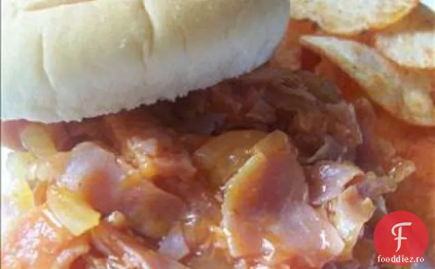 Crock Pot sandvișuri cu șuncă la grătar