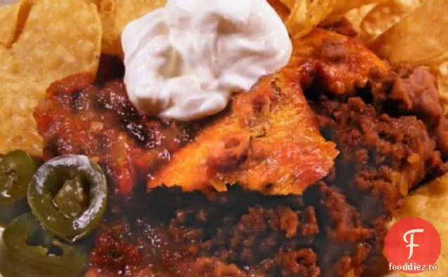 Nachos stratificat al mamei care lucrează