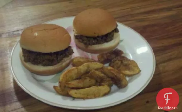 Sandvișuri Cu Hamburger La Grătar (Sloppy Joes )