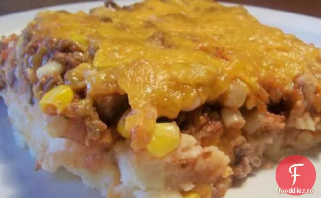 Caserola de carne și cartofi Cheddar