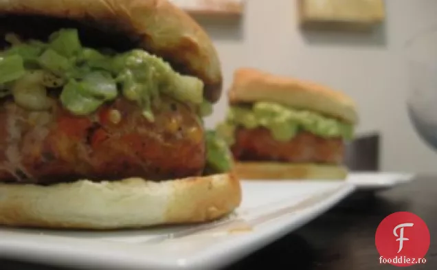 Burger De Curcan Cu Guacamole