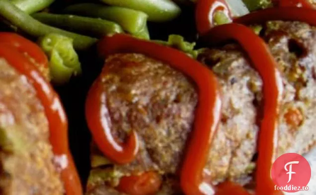 Brânză albastră cremoasă-glisor de Cheeseburger infuzat, ceapă și slănină