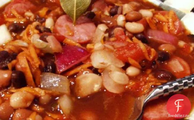 Dulap Curcan Kielbasa Cassoulet