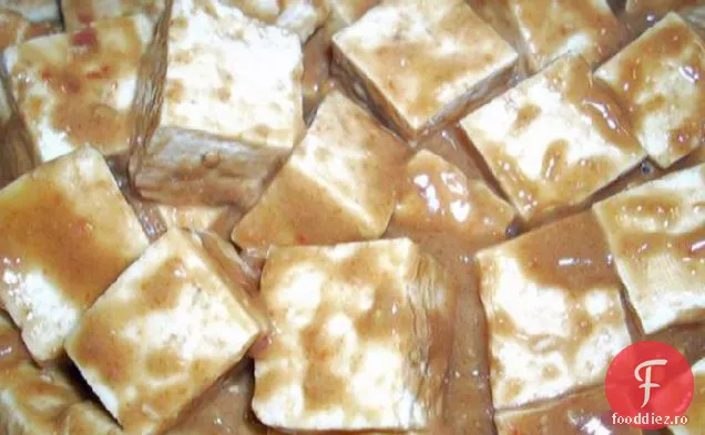 Marinada ușoară de tofu a bucătarului Joey