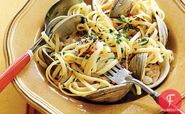 Linguine cu sos de scoică albă