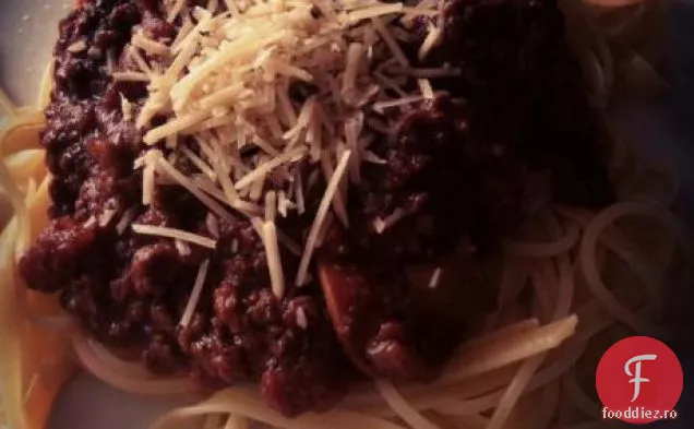 Deliciosul sos de Paste cărnoase al lui Kittencal