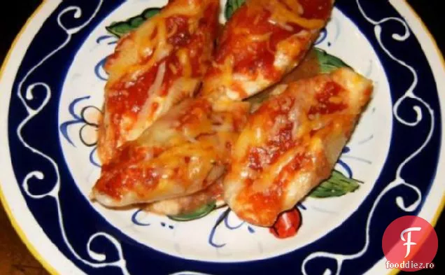 Trei Brânză Umplute Scoici Italiano