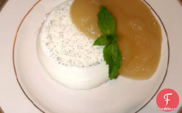 Panna Cotta de vanilie cu gem de pere