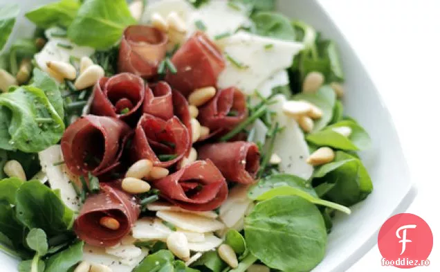 Bresaola, Brânză Parmigiano Și Salată De Miel