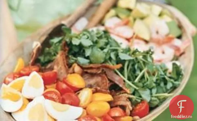 Salată Cobb Cu Vinetă De Usturoi