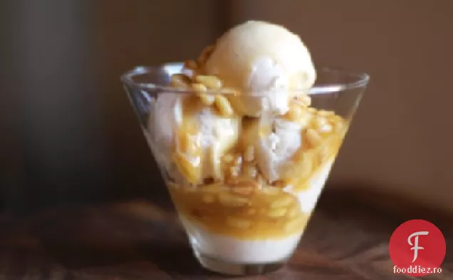 Sos De Caramel Cu Nuci De Pin-Portocale