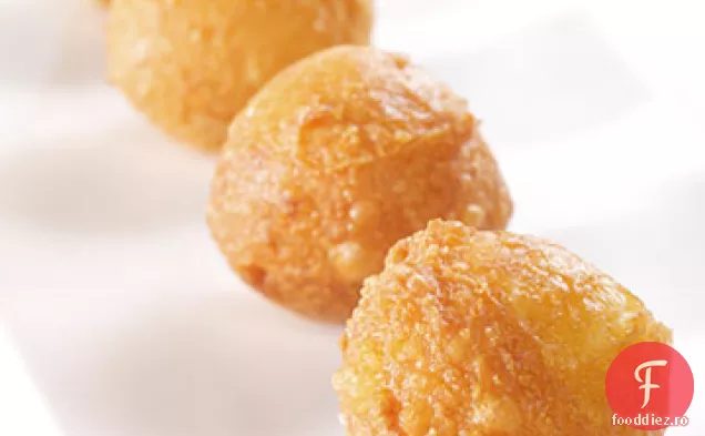 Gruyere-și-parmezan Beignets