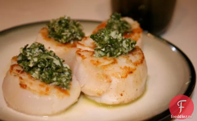 Scoici Arse Cu Pesto Proaspăt De Mentă