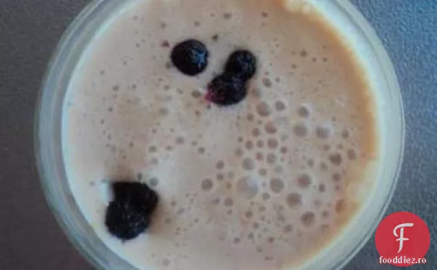 Smoothie Cu Iaurt Cu Fructe De Pădure
