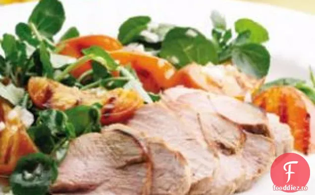 Filet De Porc La Grătar Și Salată De Caise