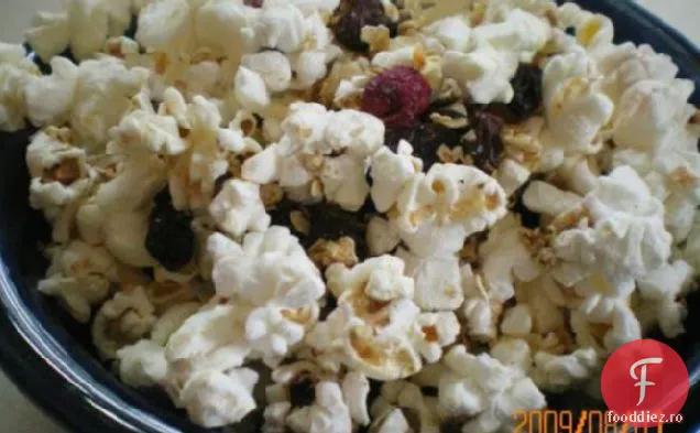 Popcorn Granola