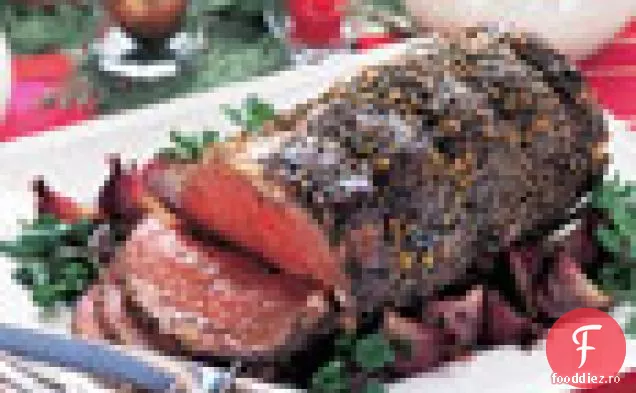 Piper negru-Crusted în picioare coaste friptură au Jus