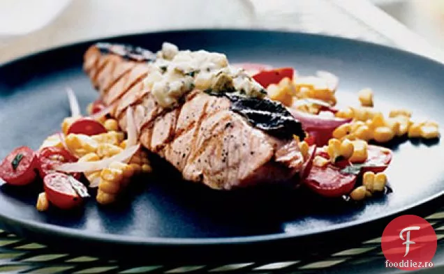 Somon la grătar cu unt de murături de mărar