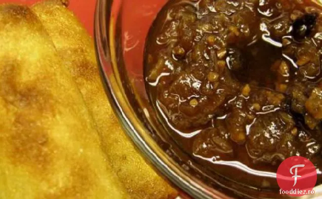 Sos de prune picant pentru conservare