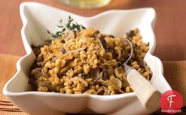 Orz copt cu ciuperci Shiitake și ceapă caramelizată