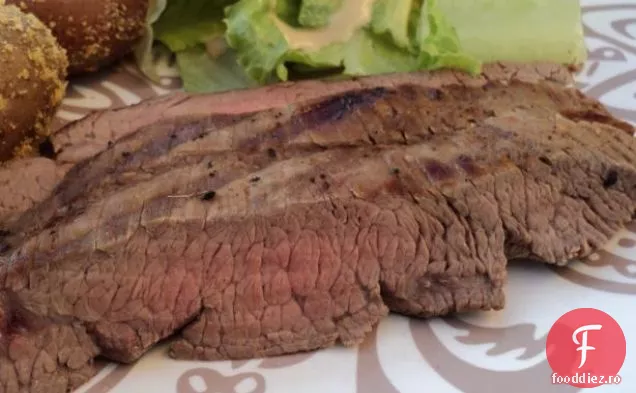 Filet Thailandez la grătar cu sos de lămâie acidulat