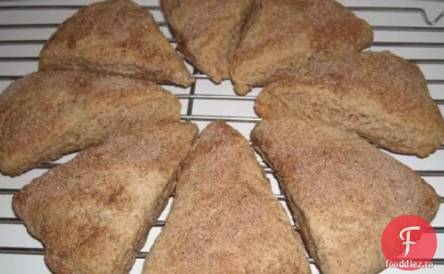 Scones de scorțișoară