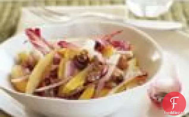 Salată De Andive Cu Sfeclă Aurie, Mere Și Anason
