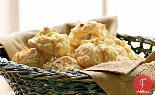 Cheddar-Biscuiți Cu Bacon