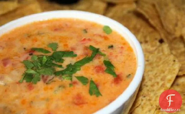 Queso Dip cu tequila de Rick Bayless