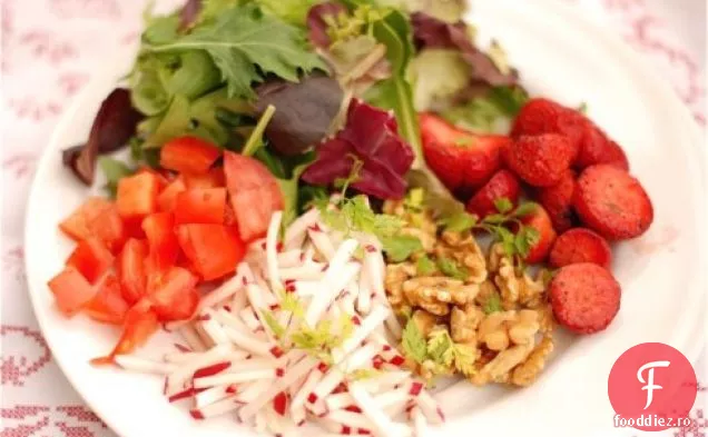 Salată compusă cu vinetă Lambrucha-chervil