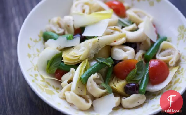 Salată Vegetariană Tortellini