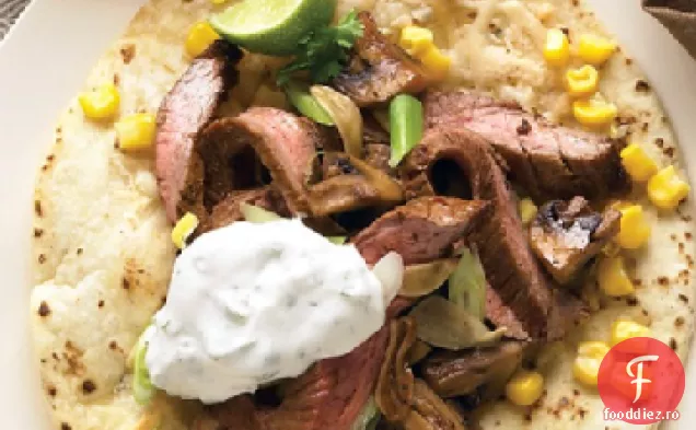 Friptură Tostadas cu smântână de coriandru