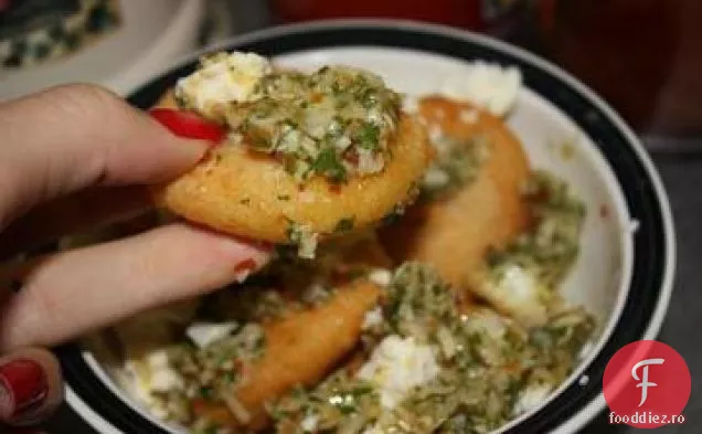 Arepitas cu Chimichurri și Queso Fresco