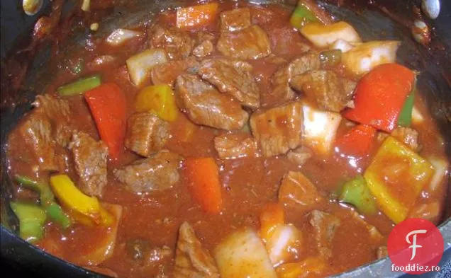 Carne de vită în stil Mexican în sos