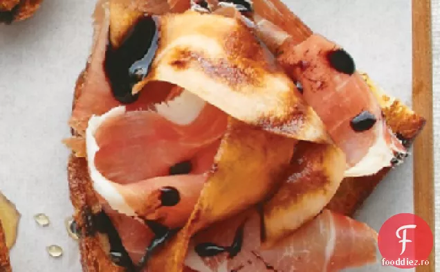 Bruschetta de prosciutto, pepene galben și oțet Balsamic