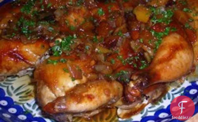 Găini De Vânat Cornish Glazurate Cu Pansament Cu Fistic De Caise